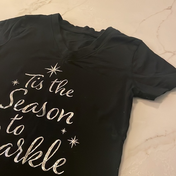 NEW CONDITION HOLIDAY TEE - Picture 3 of 4